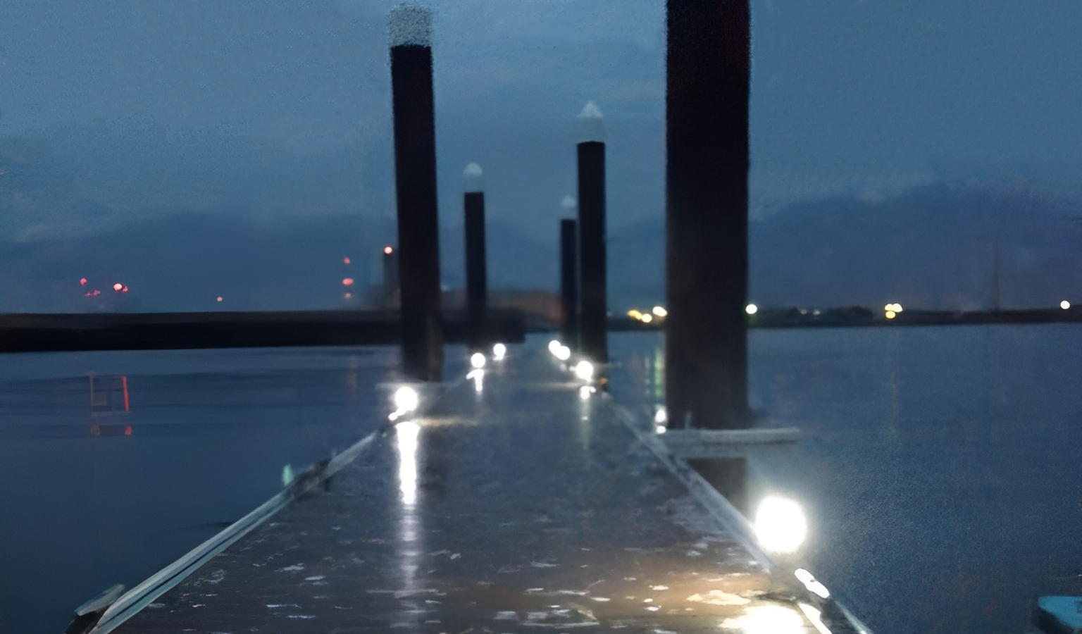 Marina, cais, doca Iluminação Solar Bollard