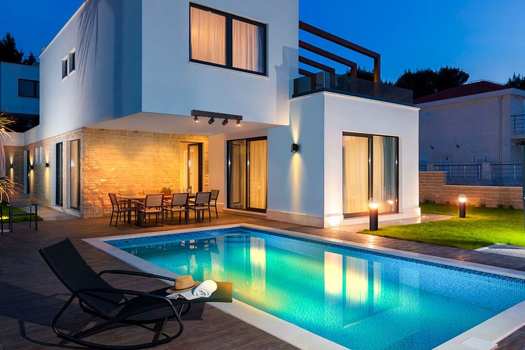 The 6 Best Outdoor Lighting Ideas For Garden